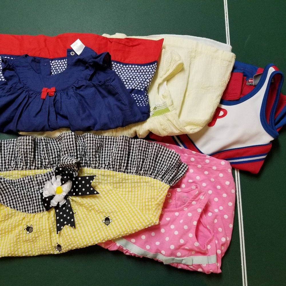 Bundle of 5 dresses for 12M to 24M